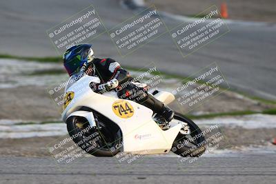 media/Feb-22-2025-CRA (Sat) [[143e2717e7]]/Races/Race 10/